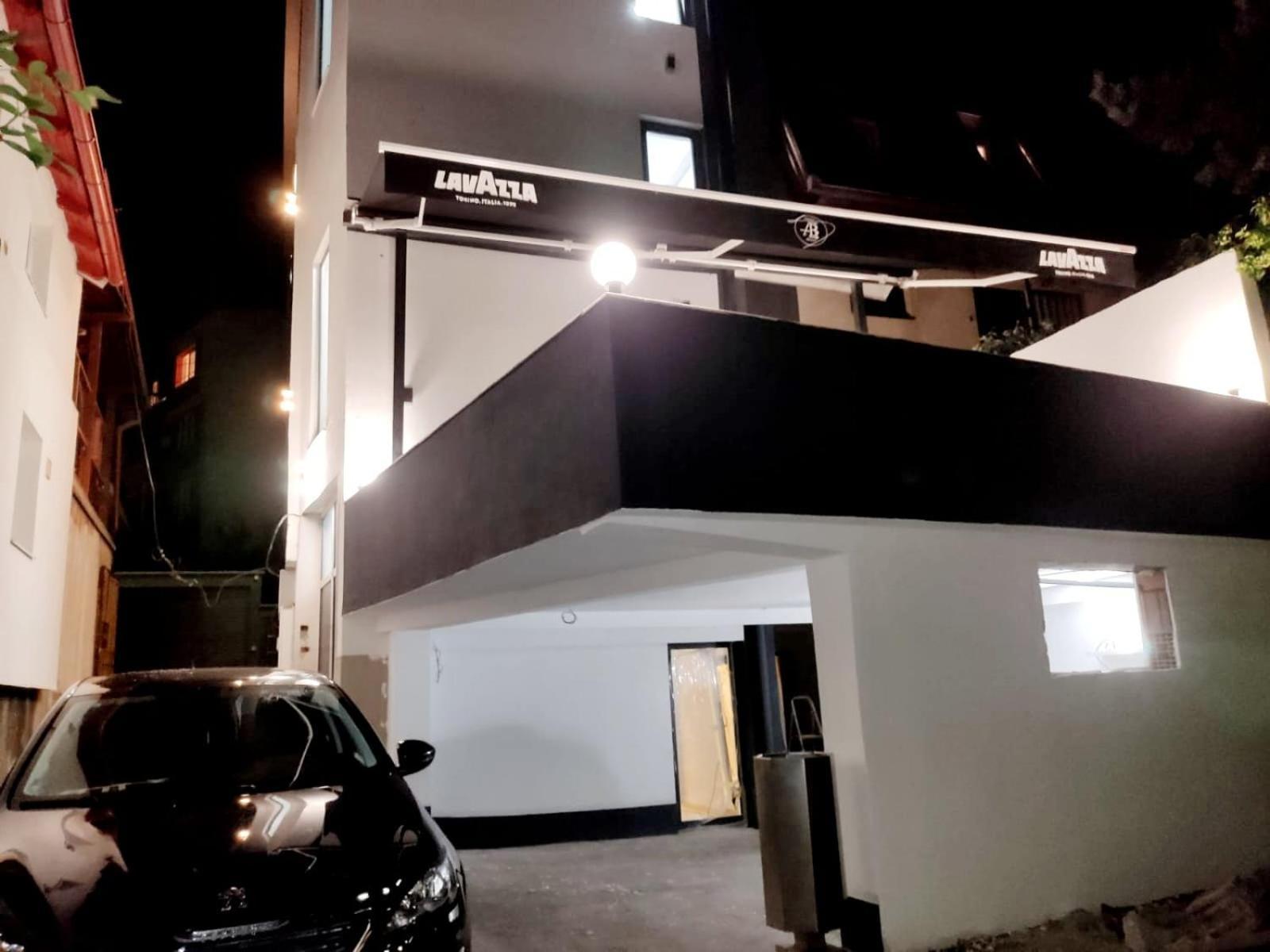 Merdan SJJ Esterno foto